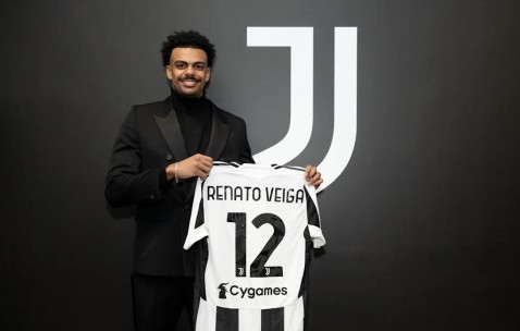 冲刺阶段意甲传出新动向，切尔西官宣签约，管理层表态——气氛紧张，资深球员宣示担当(孙兴慜重返托特纳姆热刺球场)-体育直播