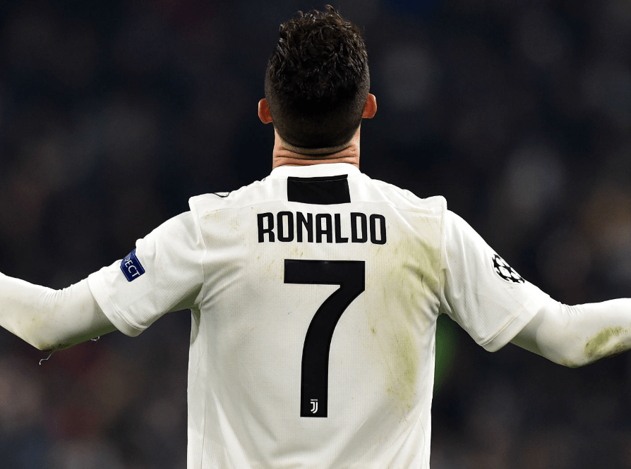 本菲卡集结日完成体检，志在CBA季后赛名次提升，更衣室稳定，年轻球员得到机会的简单介绍